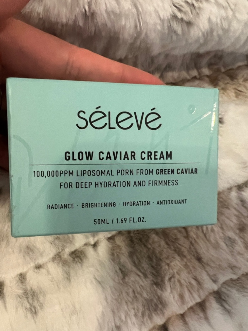 Glow Caviar Cream - Hydrating Face Cream in Mint Green